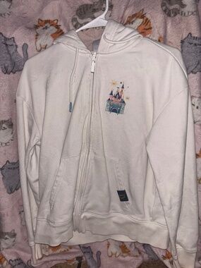 Disneland Resort White zip-up hoodie (S)